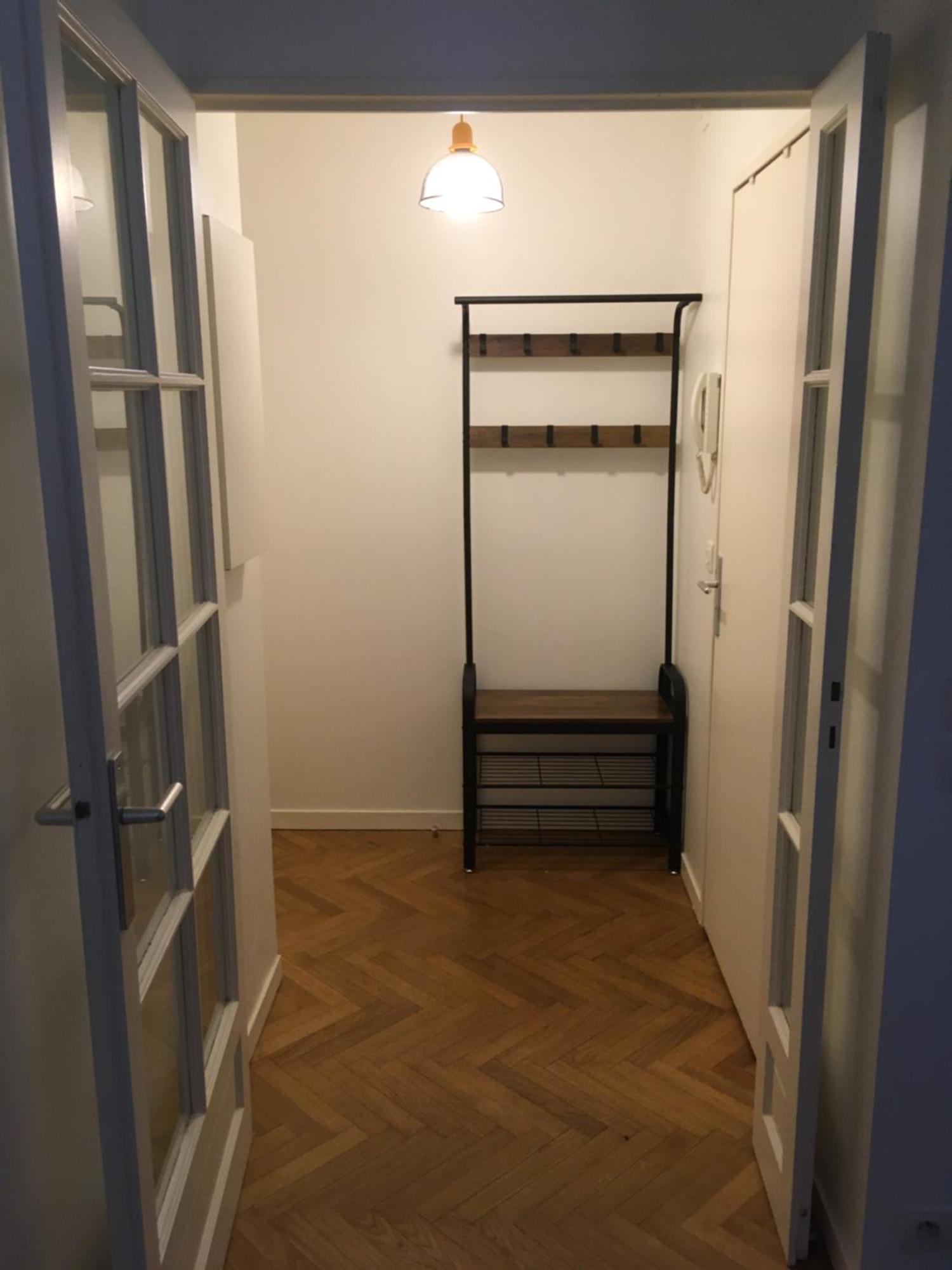 Apartment Avec Balcon Sur Jardin Et Parking Prive Issy-les-Moulineaux