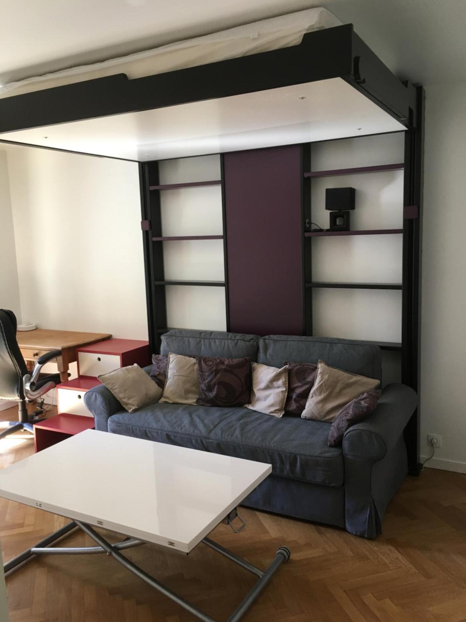 Avec Balcon Sur Jardin Et Parking Prive *